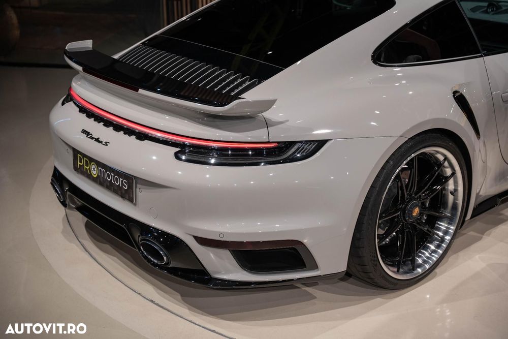 Porsche 911-TURBO-S - 21