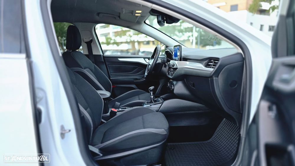 Ford Focus SW 1.5 EcoBlue S&S ACTIVE - 14