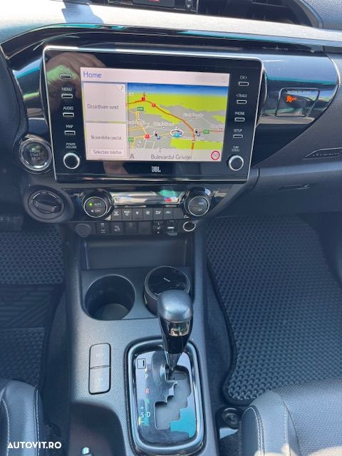 Toyota Hilux 2.8D 204CP 4x4 Double Cab AT Invincible - 12