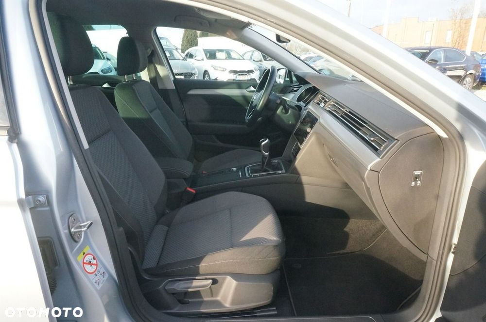 Volkswagen Passat 2.0 TDI EVO Essence - 27