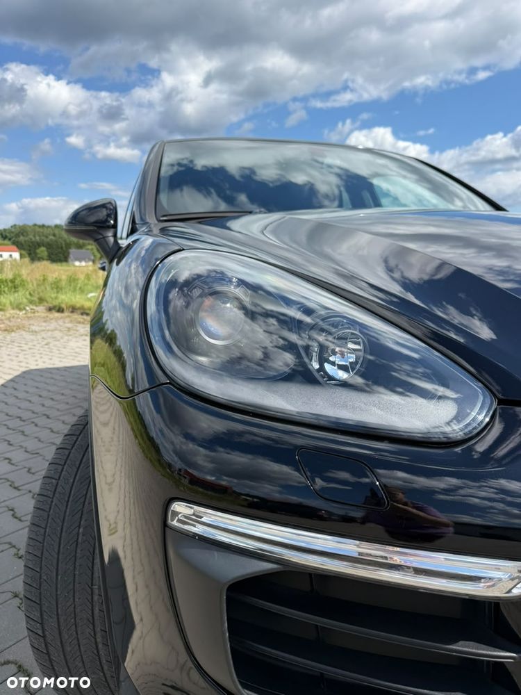 Porsche Cayenne Standard - 6