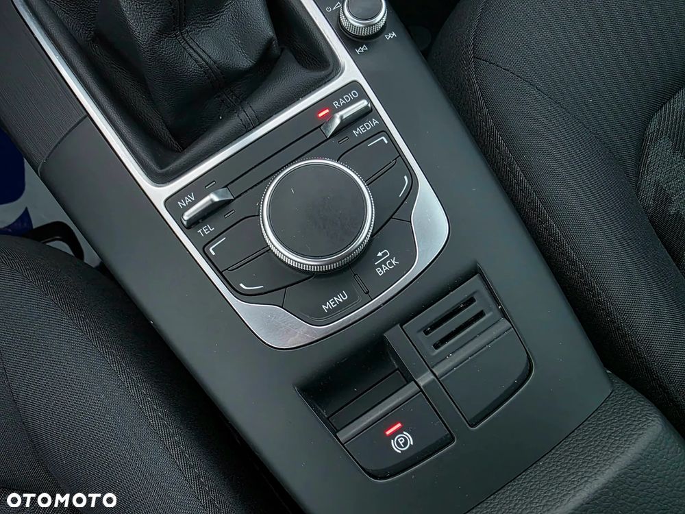 Audi A3 Sportback 1.4 TFSI Ambition - 22