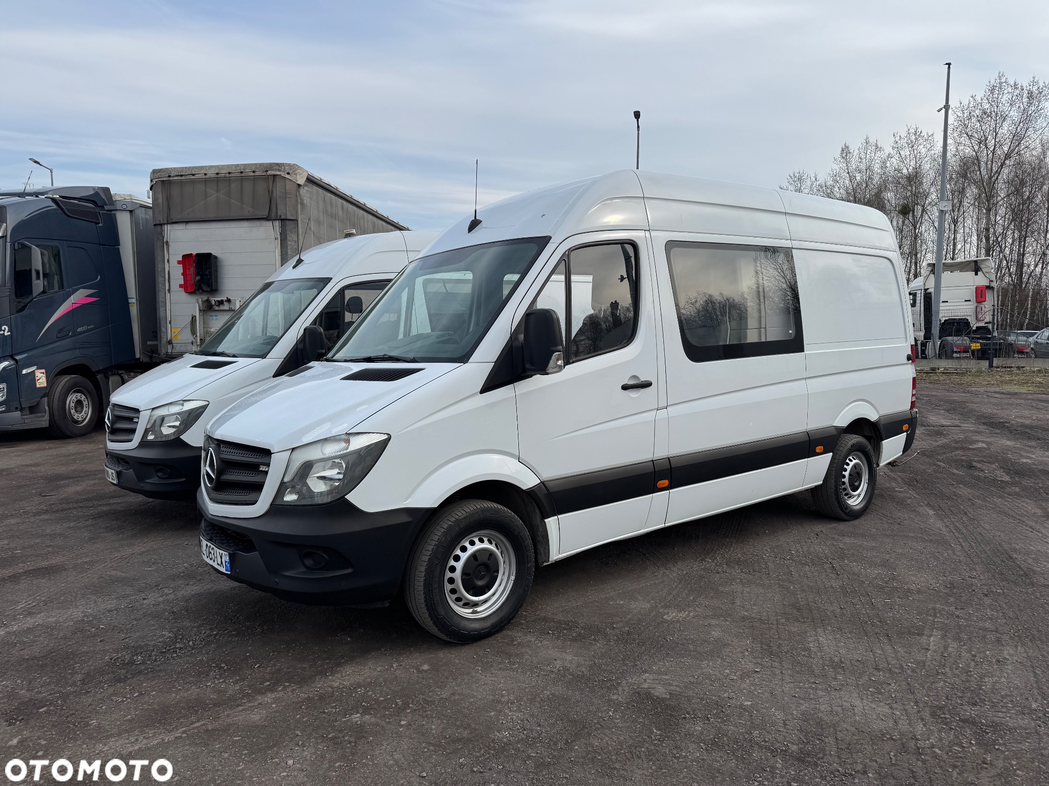 Mercedes-Benz Sprinter 2017r. Brygadówka Klima NAVI 2 x Parktronic Przetwornica 230V Belka Sygnalizacyjna Kamera LIFT - 2