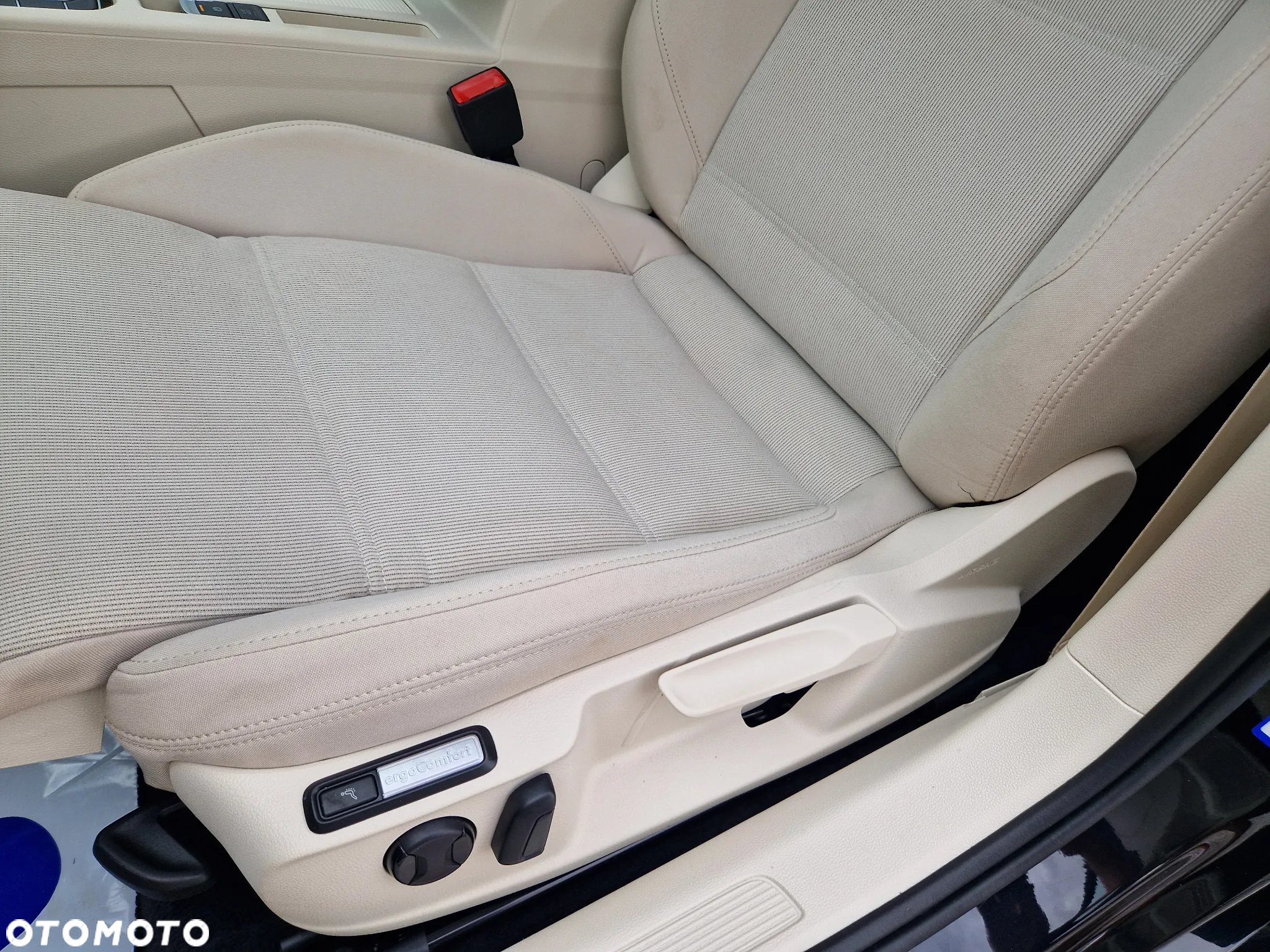 Volkswagen Passat 2.0 TDI BMT Trendline - 11