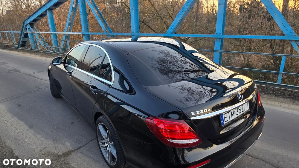 Mercedes-Benz Klasa E 220 d 4-Matic 9G-TRONIC - 5