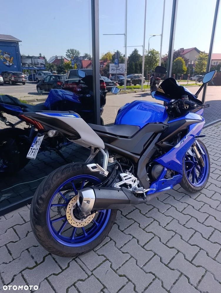 Yamaha YZF - 18
