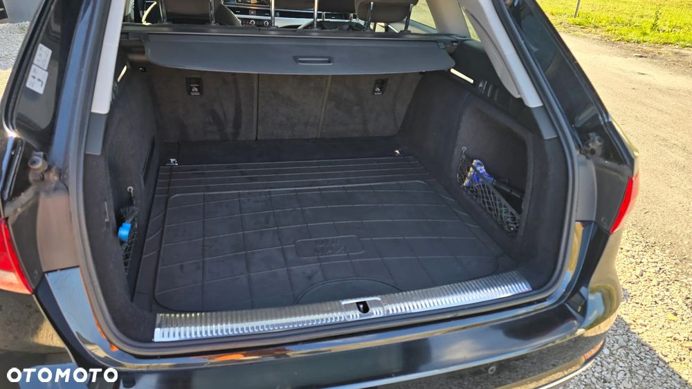 Audi A4 Avant 2.0 TDI ultra S tronic - 22