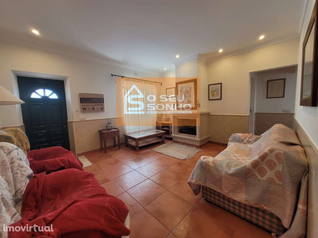 Moradia Tradicional T4 com Terreno em São Brás de Alportel - Grande imagem: 5/41