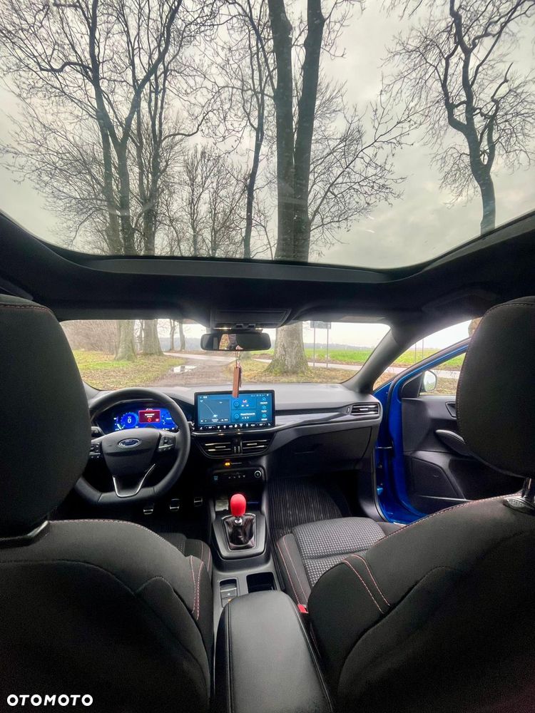 Ford Focus 1.0 EcoBoost ST-Line X - 14