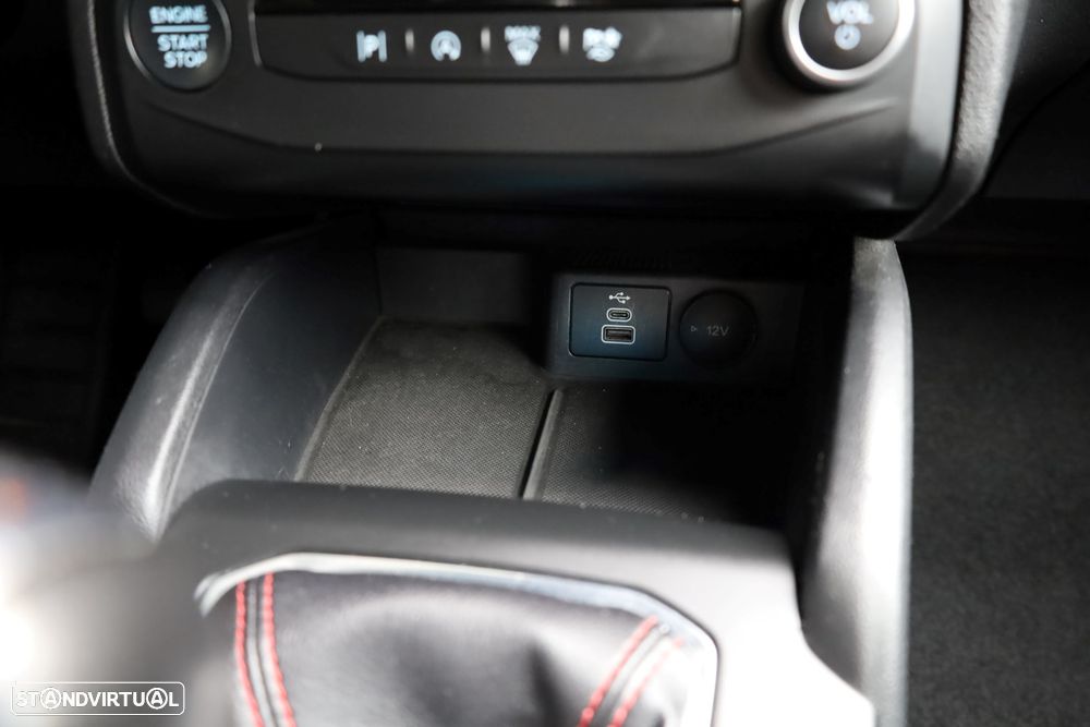 Ford Focus 1.0 EcoBoost MHEV ST-Line - 21