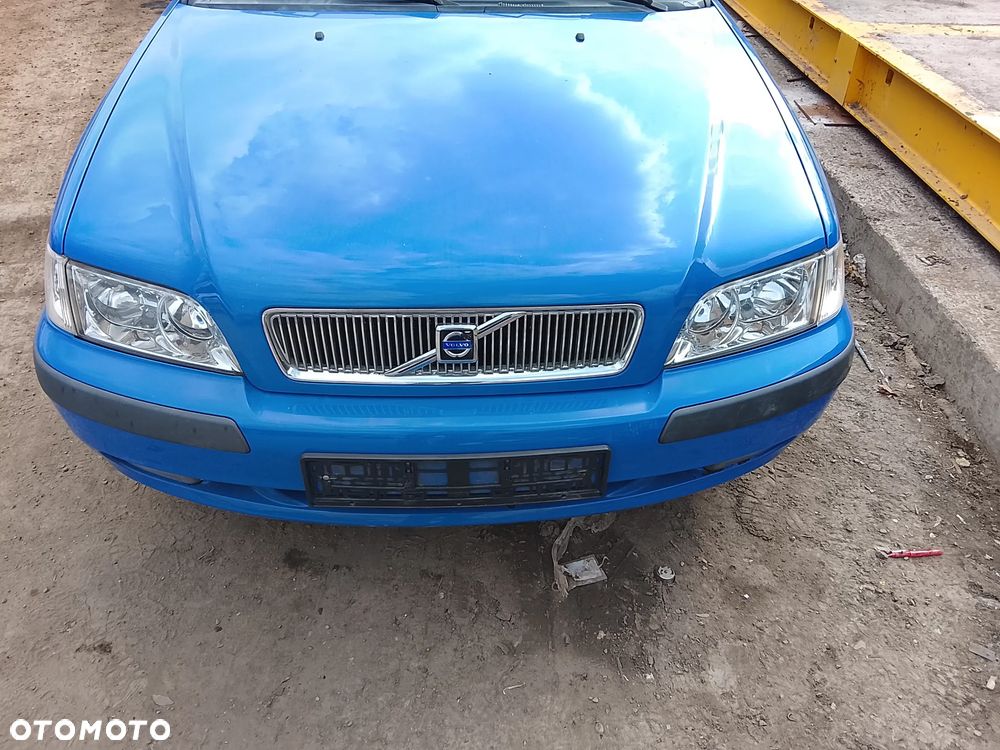 Volvo V40 cały na cześci - 1