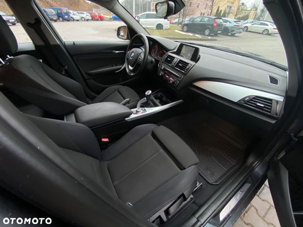 BMW Seria 1 118d DPF Edition Sport - 29
