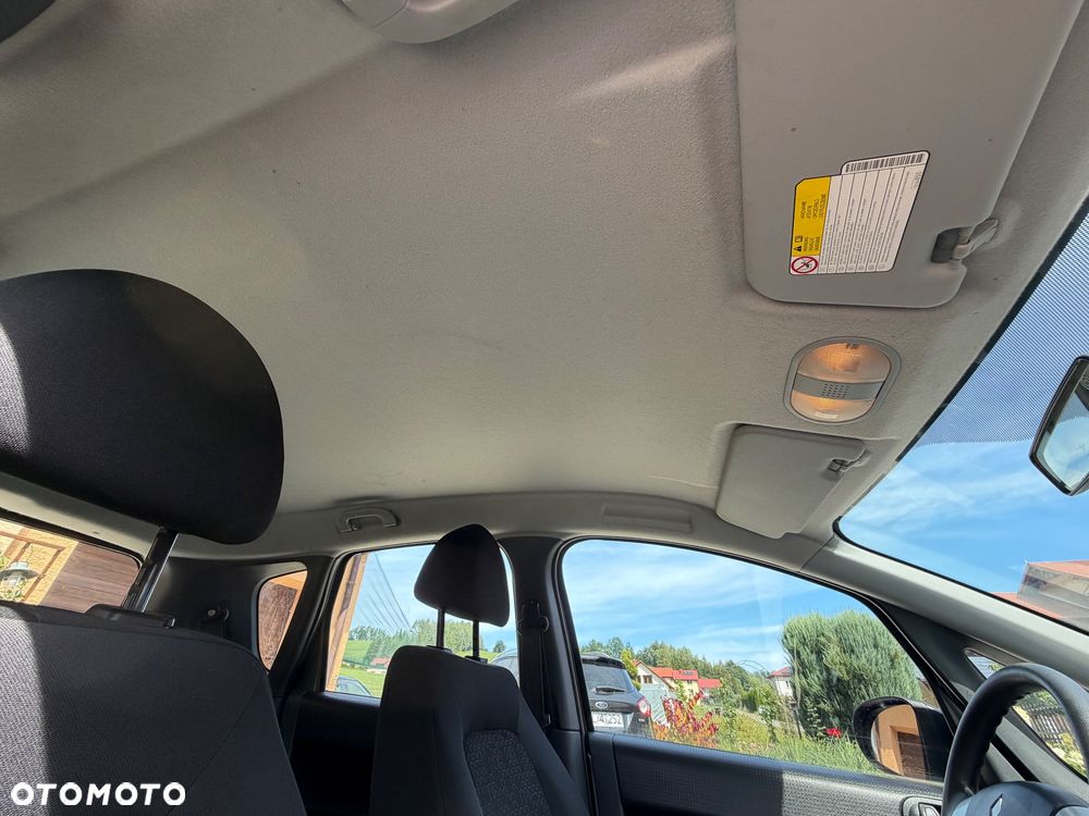 Mitsubishi Colt 1.3 Invite - 14