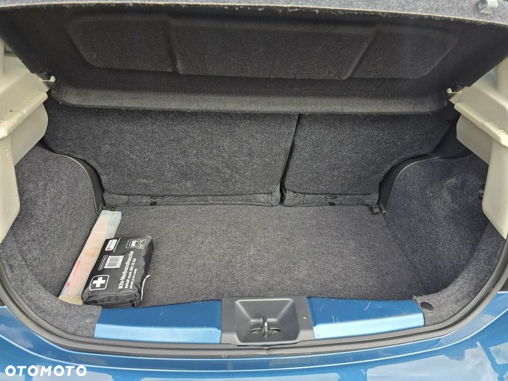 Nissan Micra - 27