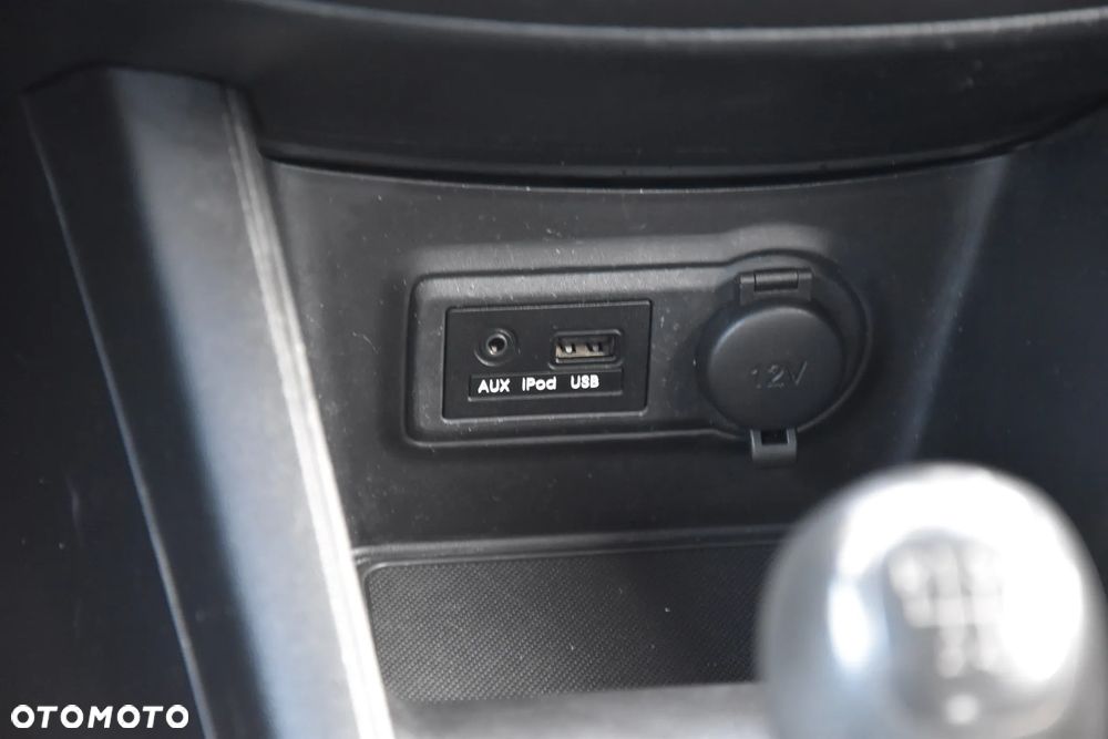 Hyundai ix20 1.4 blue YES Silver - 25