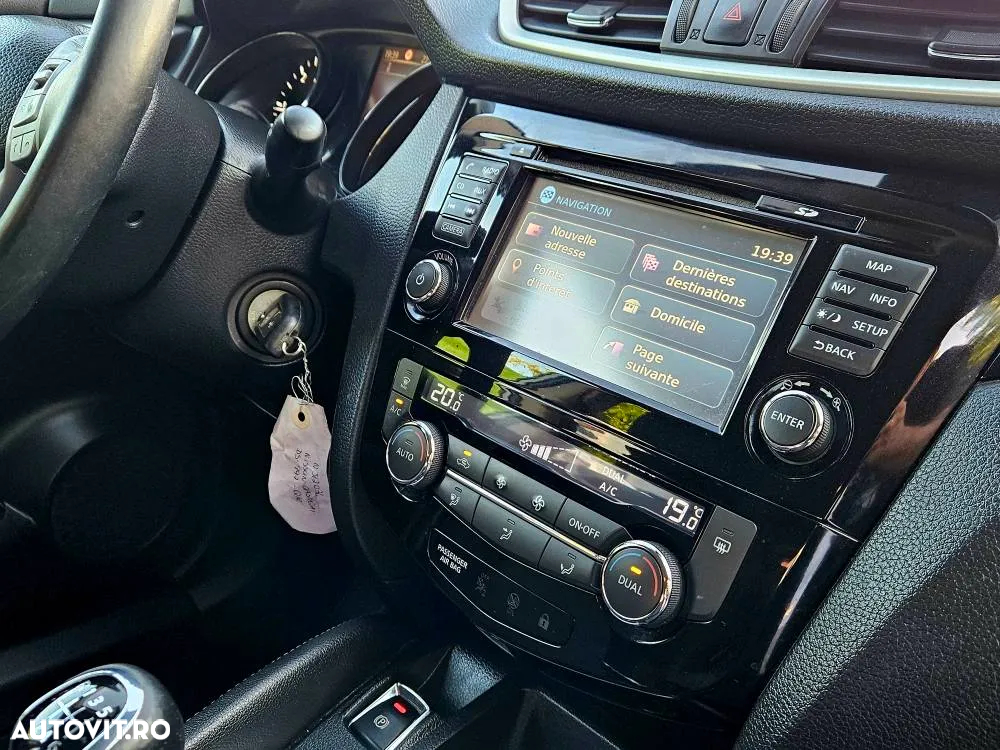 Nissan Qashqai 1.5 DCI N-Connecta - 17