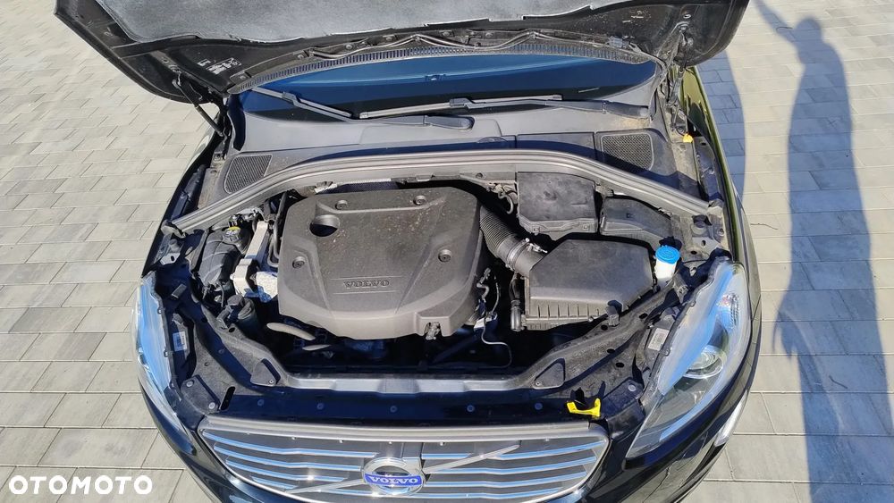 Volvo XC 60 D4 Drive-E Momentum - 19