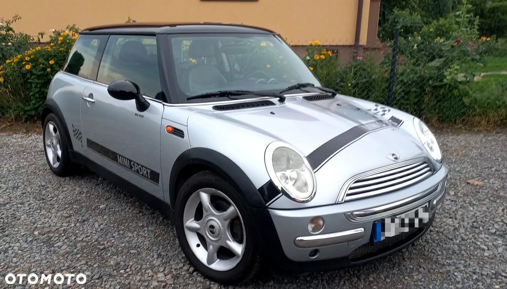 MINI Cooper Seven - 1