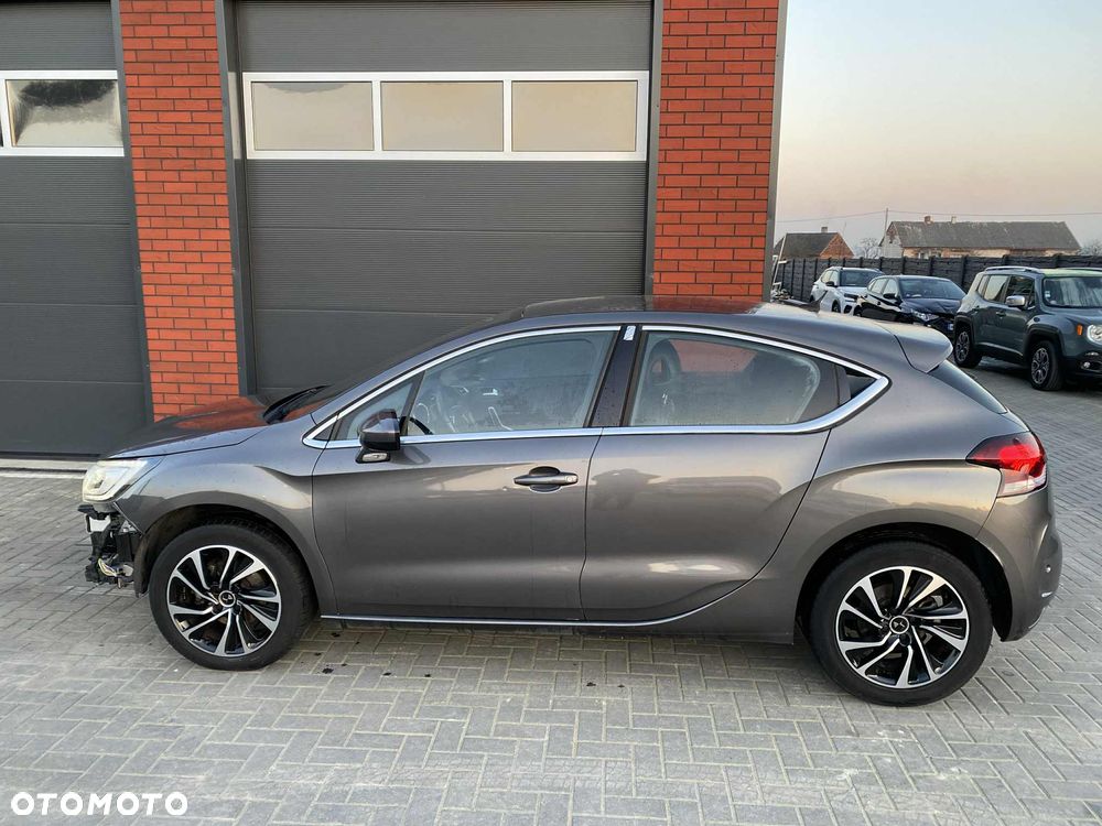 DS Automobiles DS 4 - 32