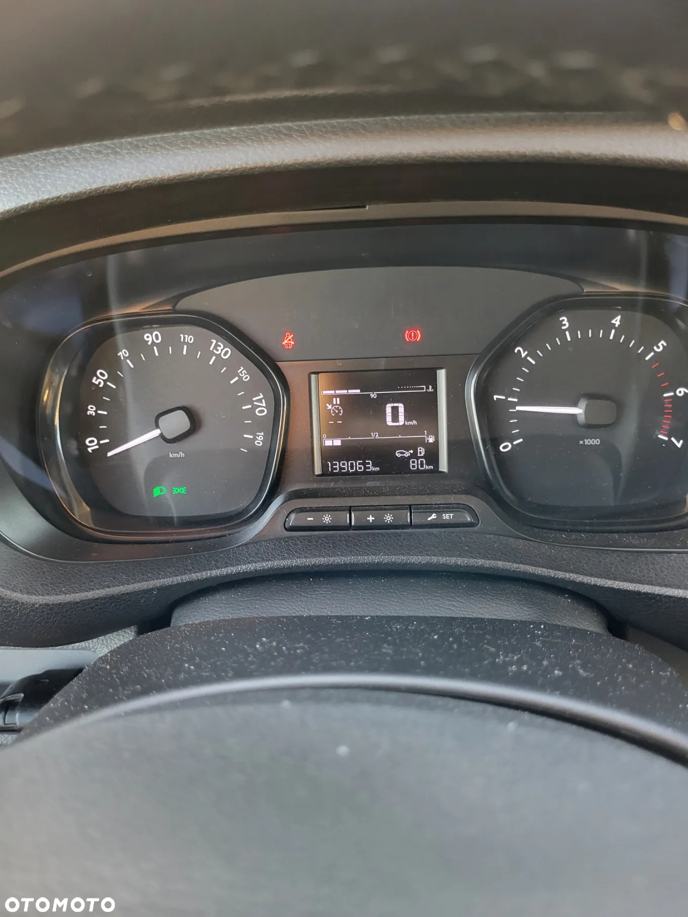 Peugeot Expert - 11