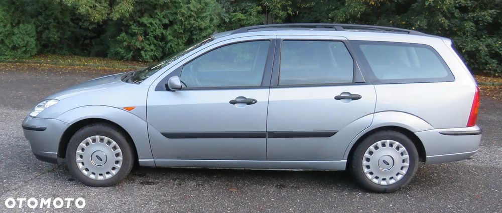 Ford Focus 1.8 Trend - 8