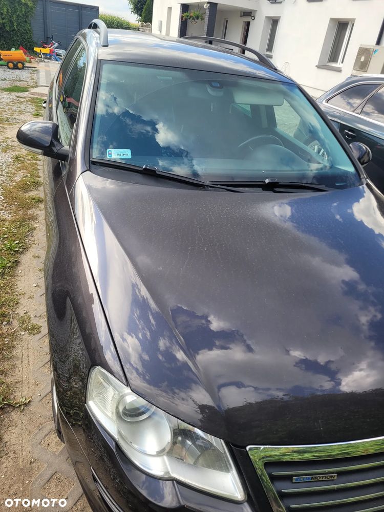 Volkswagen Passat 1.6 TDI DPF BlueMot Highline - 1