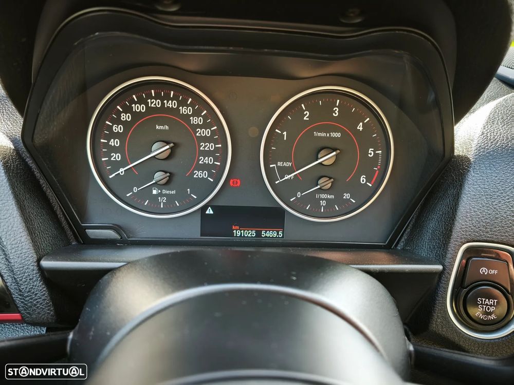 BMW 218 d Sport Line - 3