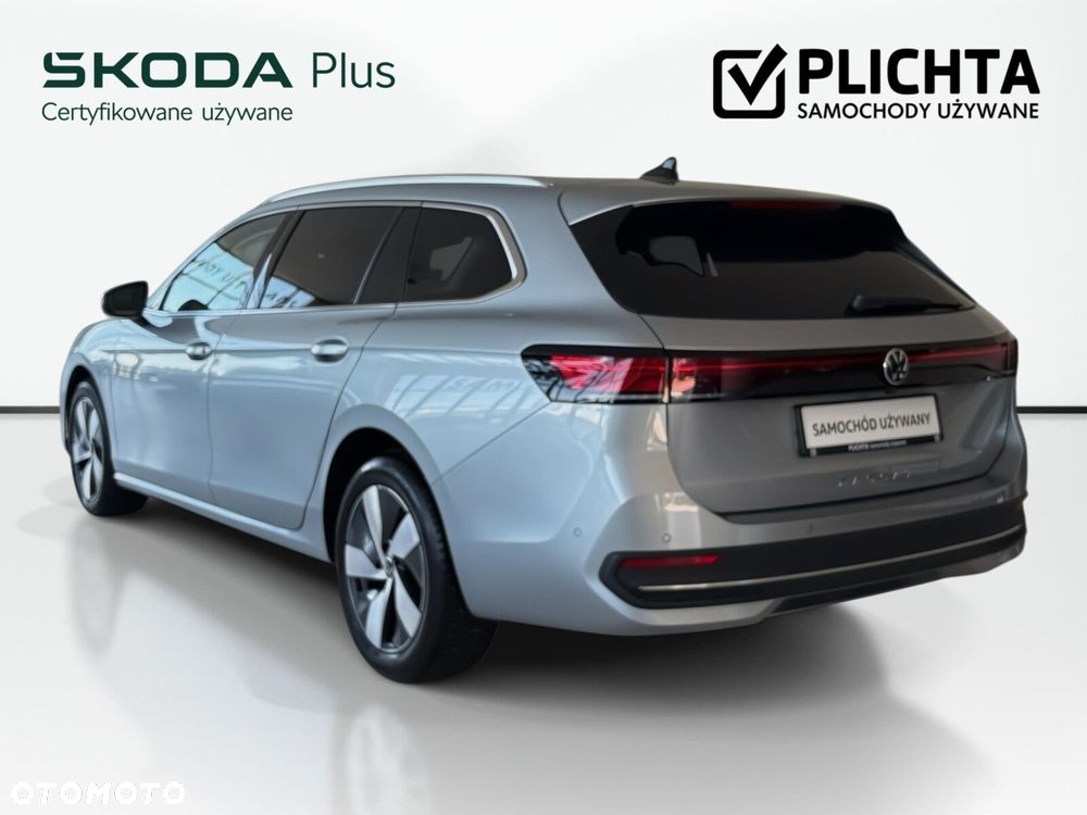 Volkswagen Passat - 8