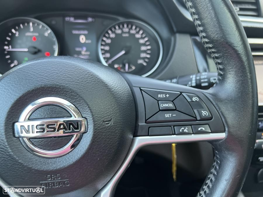 Nissan Qashqai 1.5 dCi N-Connecta Business - 30