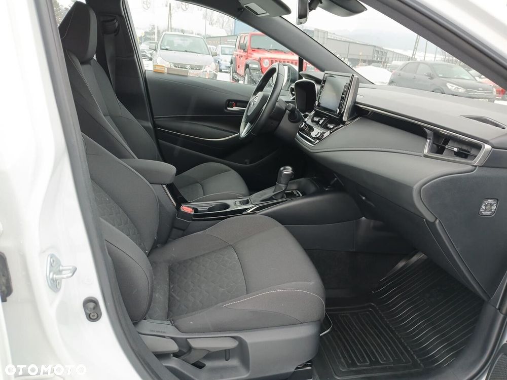 Toyota Corolla 1.8 Hybrid Comfort - 16