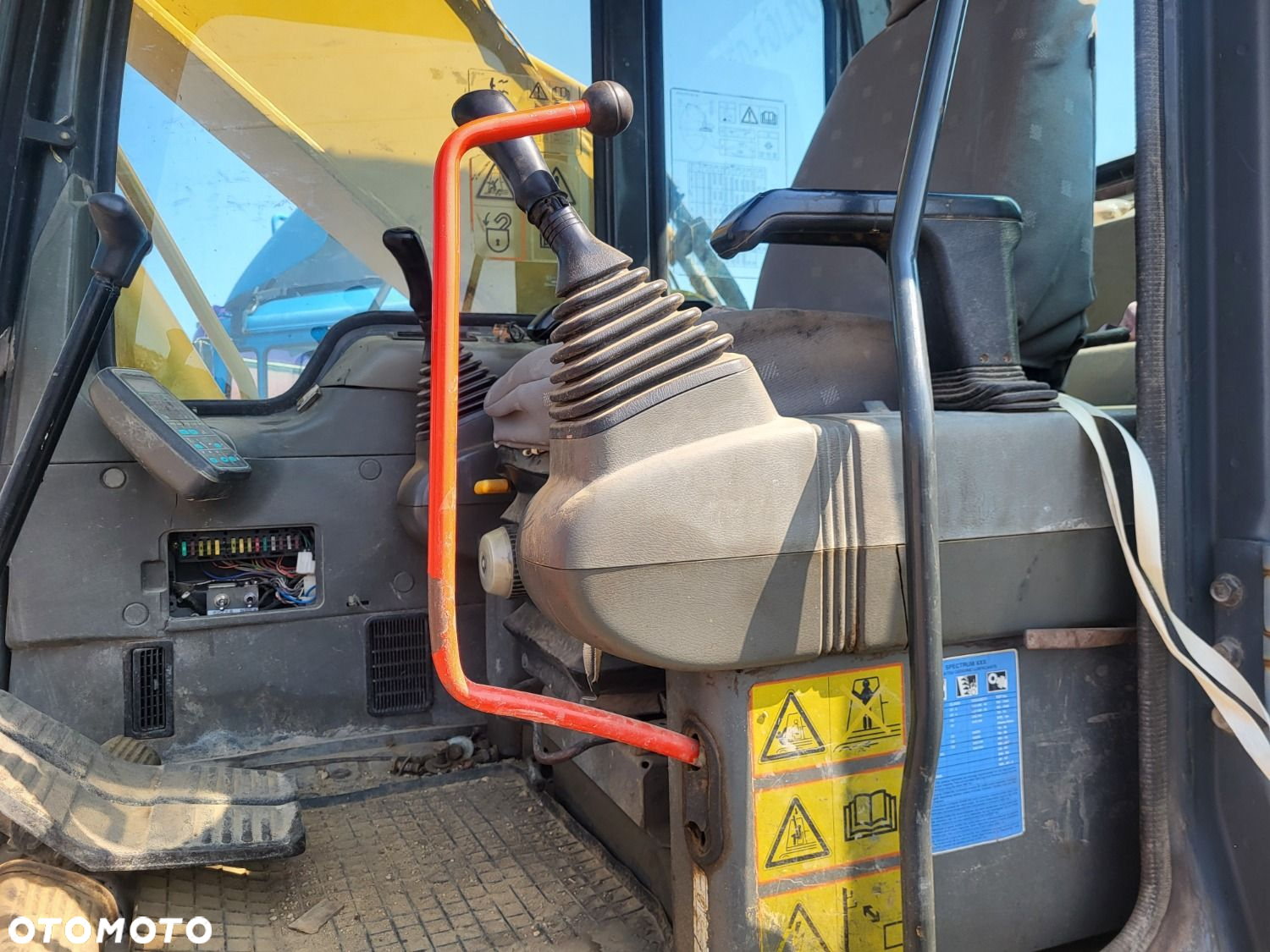 Komatsu Pc210Lc-6K - 11
