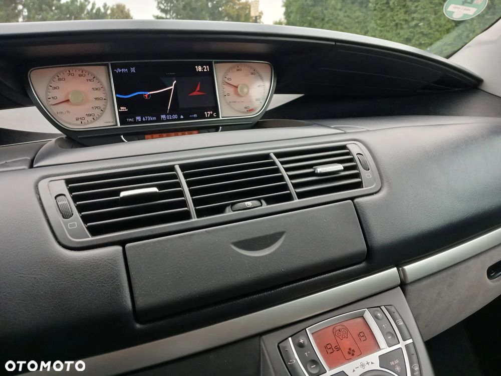Peugeot 807 2.0 HDi Premium - 33