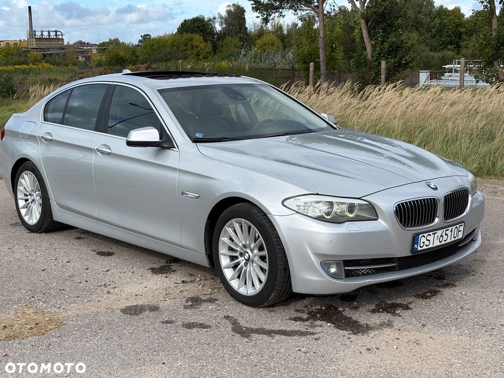 BMW Seria 5 535d xDrive - 38