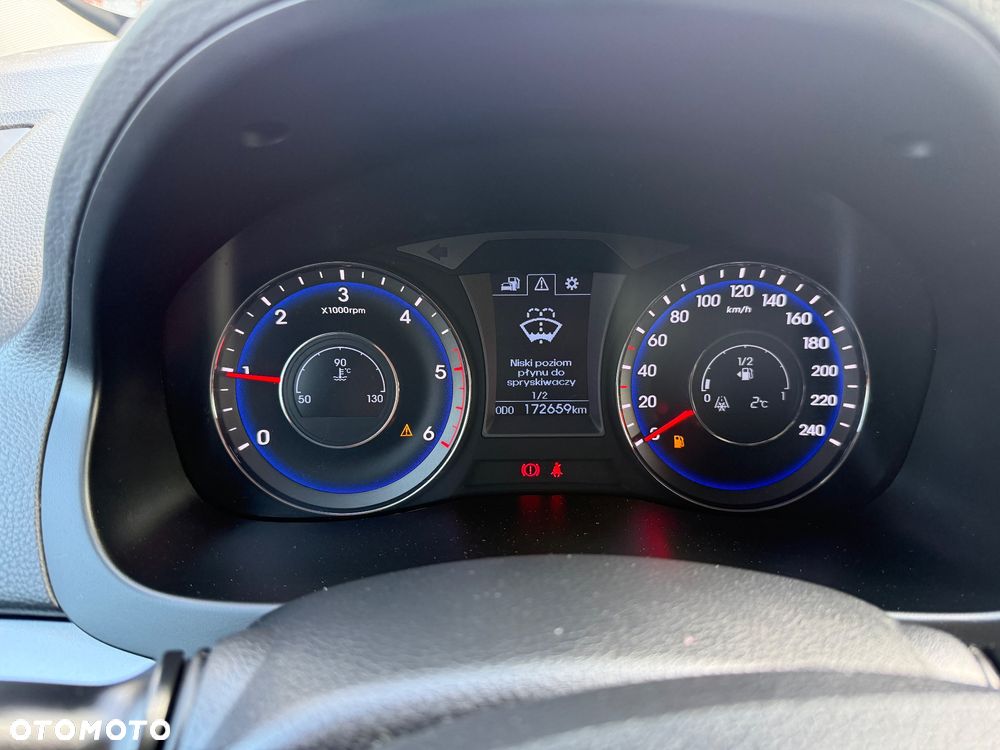 Hyundai i40 Kombi 1.7 CRDi Premium - 24