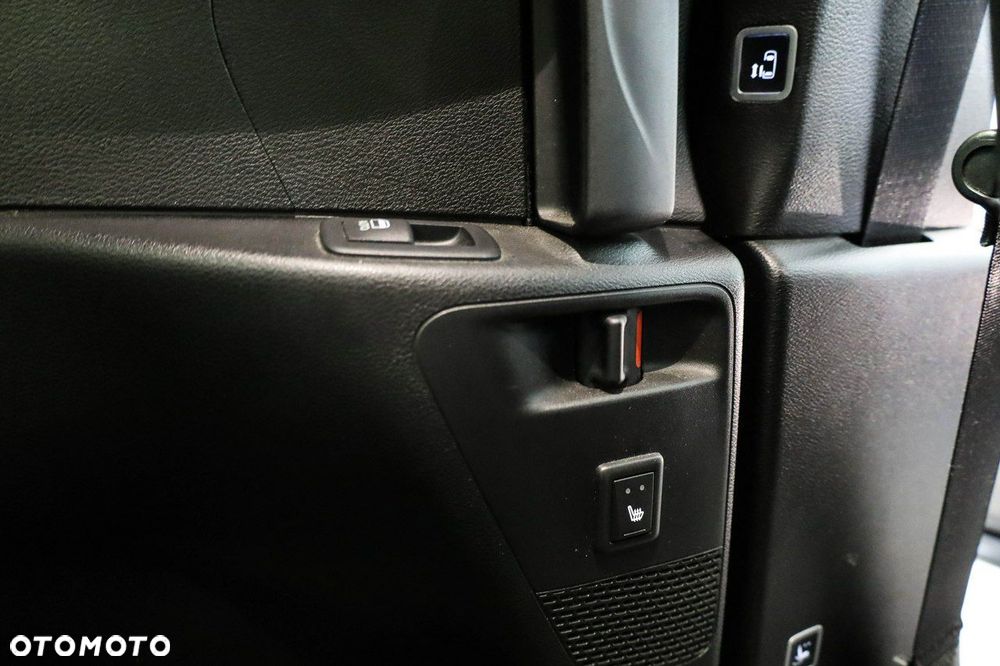 Chrysler Pacifica - 29