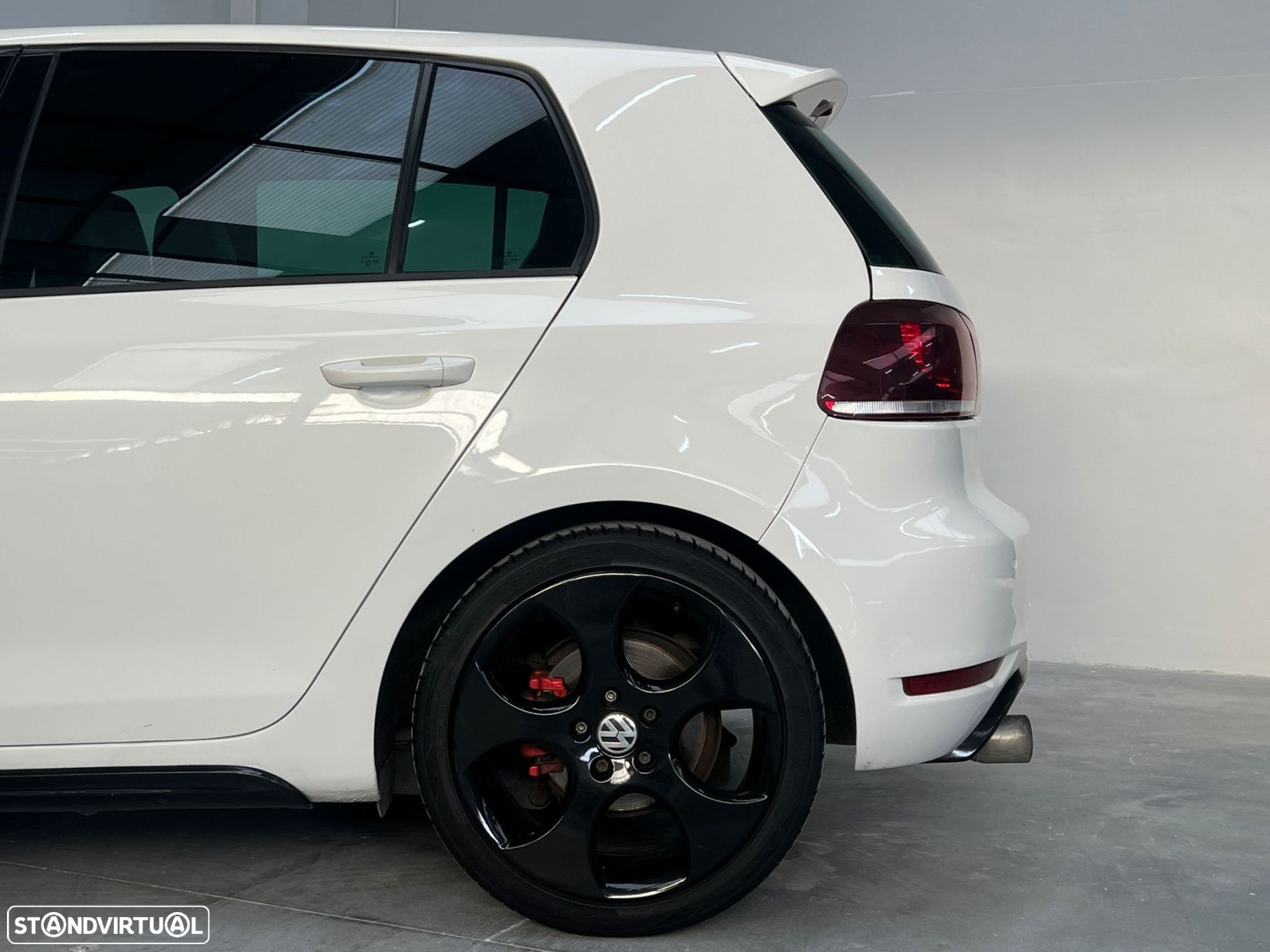 VW Golf 2.0 TSi GTI DSG - 17