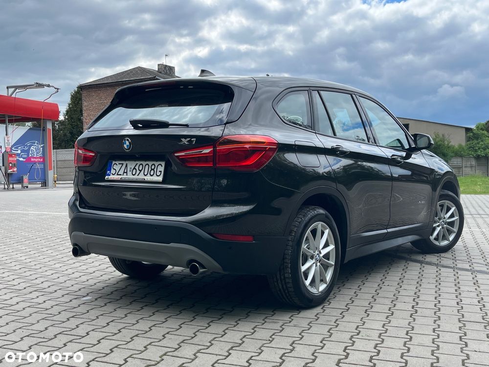 BMW X1 xDrive20i GPF Advantage sport - 29