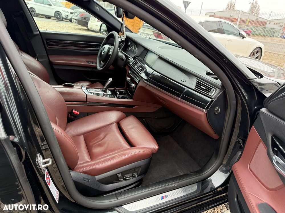 BMW Seria 7 740d xDrive Edition Exclusive - 26