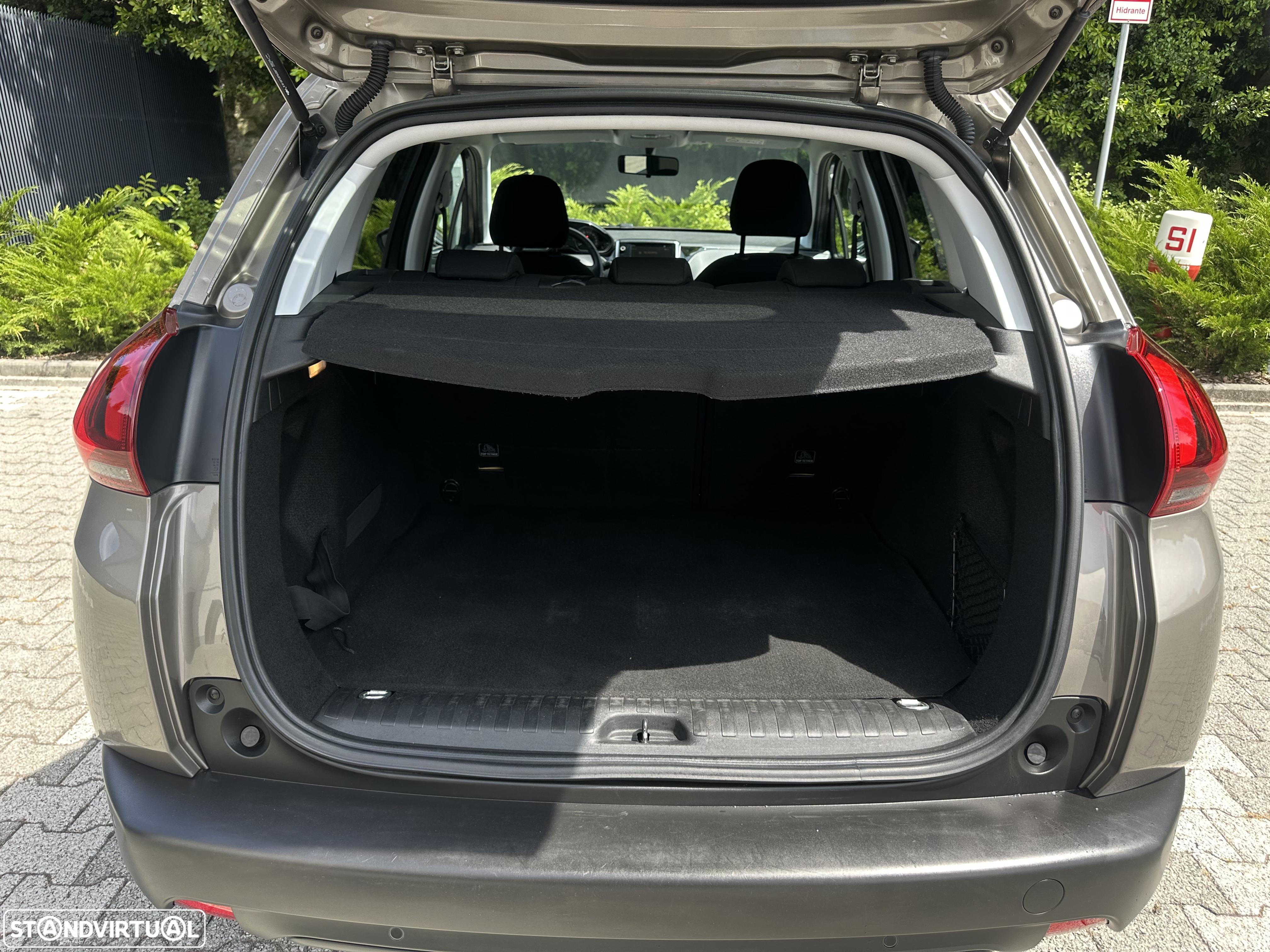 Peugeot 2008 PureTech 100 Style - 9
