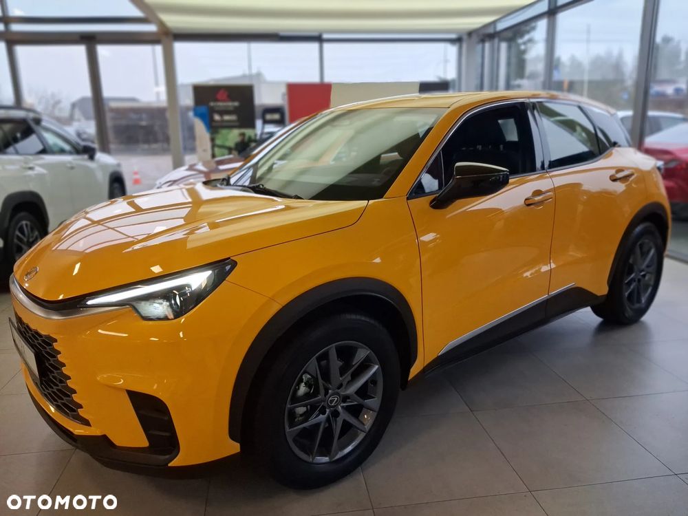 Lexus LBX 1.5 Hybrid - 2