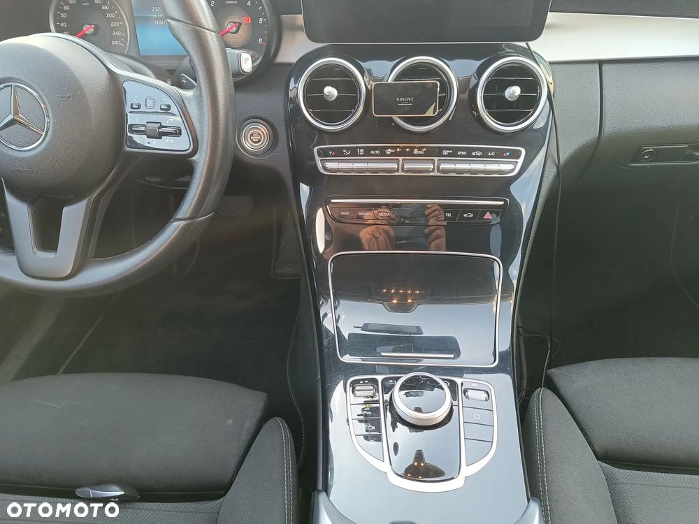 Mercedes-Benz Klasa C 200 d 9G-TRONIC - 16