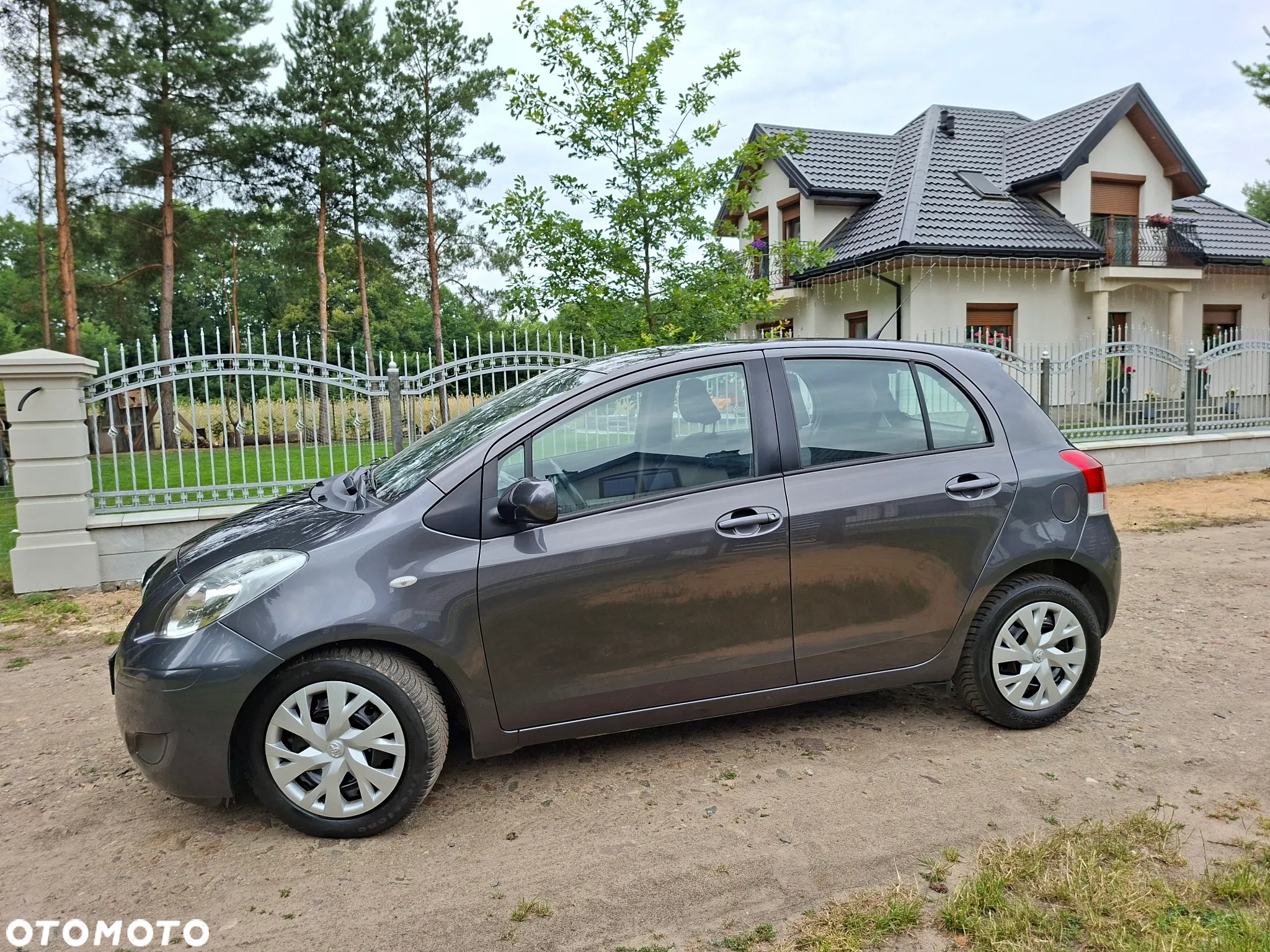Toyota Yaris 1.33 Sol - 12