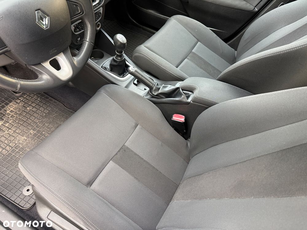 Renault Megane 1.6 16V Privilege - 10