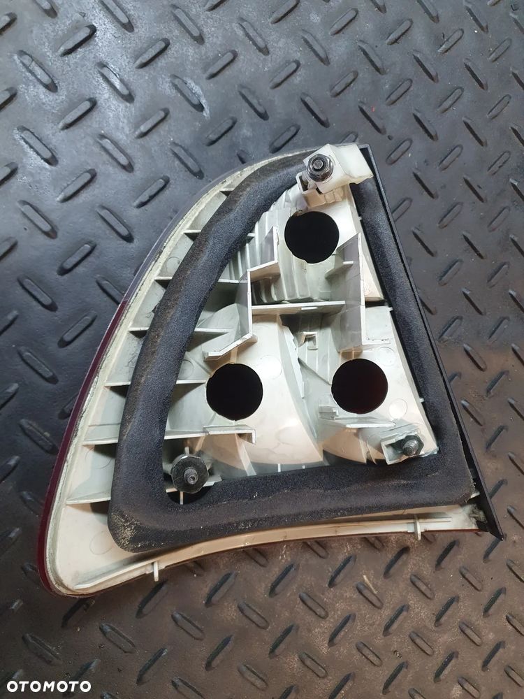 2002R  BMW 3 E46 Lampa tylna 6900474 EUROPA - 2