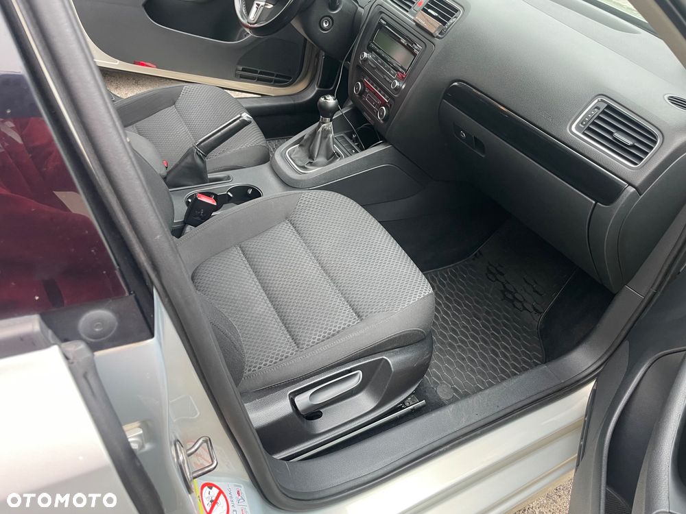 Volkswagen Jetta 1.2 TSI Comfortline Optimum - 11