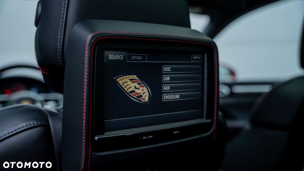 Porsche Cayenne GTS - 11