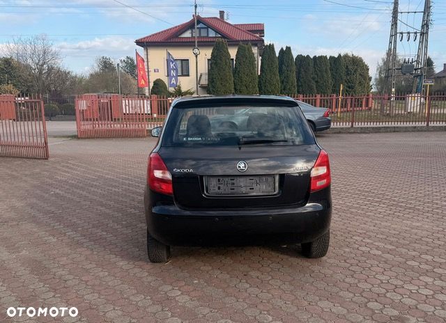 Skoda Fabia 1.4 16V Ambition - 5