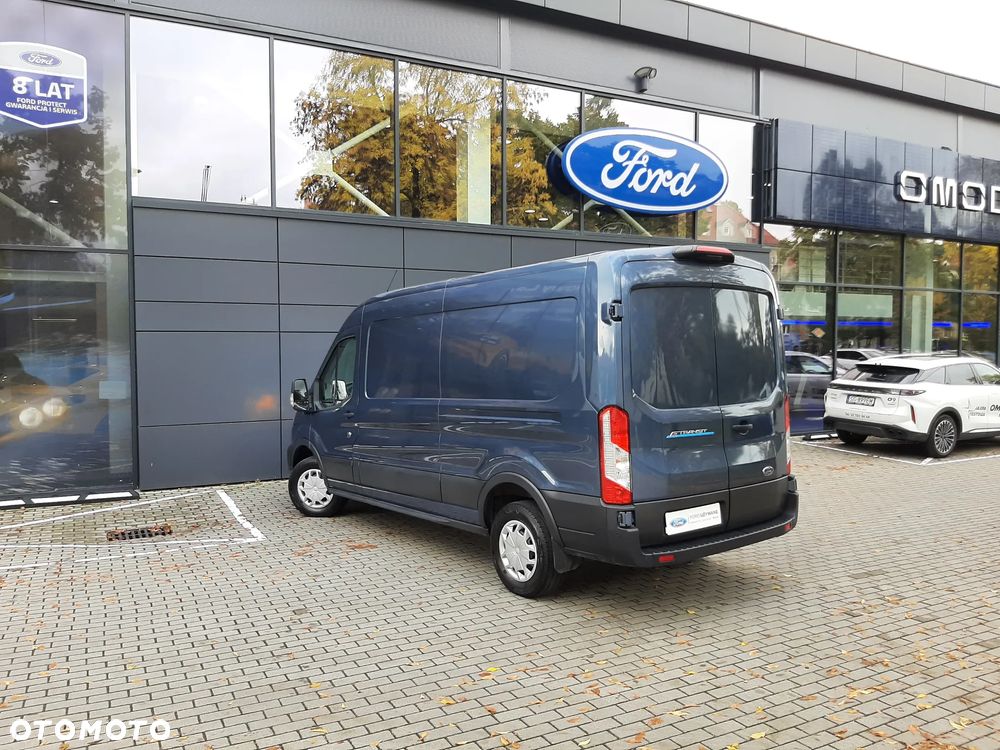 Ford Transit - 11