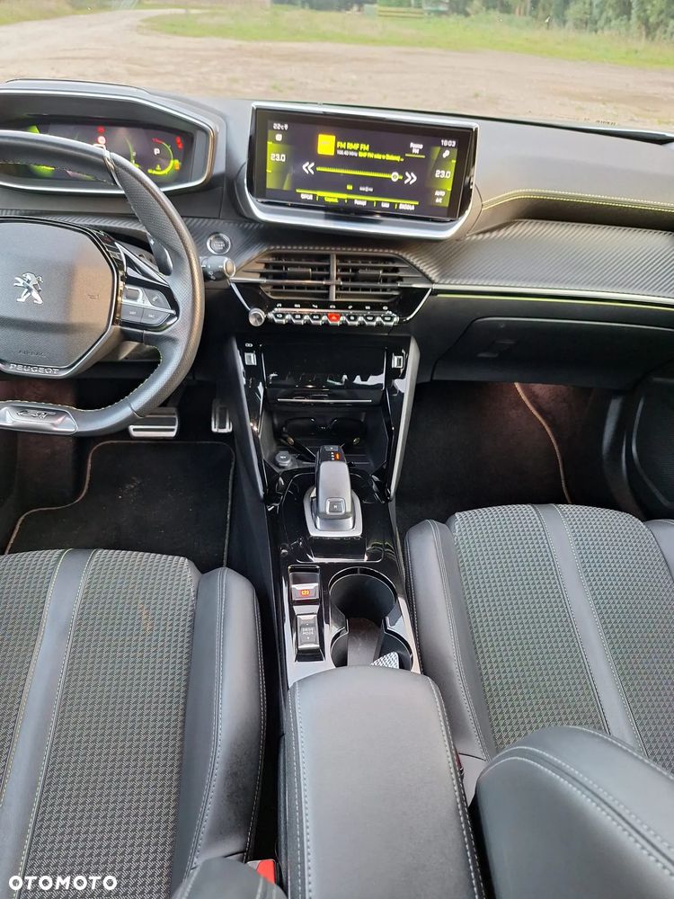 Peugeot 2008 1.5 BlueHDi GT Line S&S EAT8 - 8