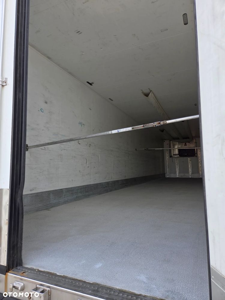 Schmitz Cargobull SKO 24 - 11